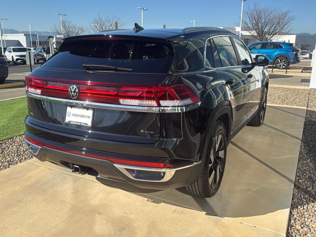 2025 Volkswagen Atlas Cross Sport SEL photo 4