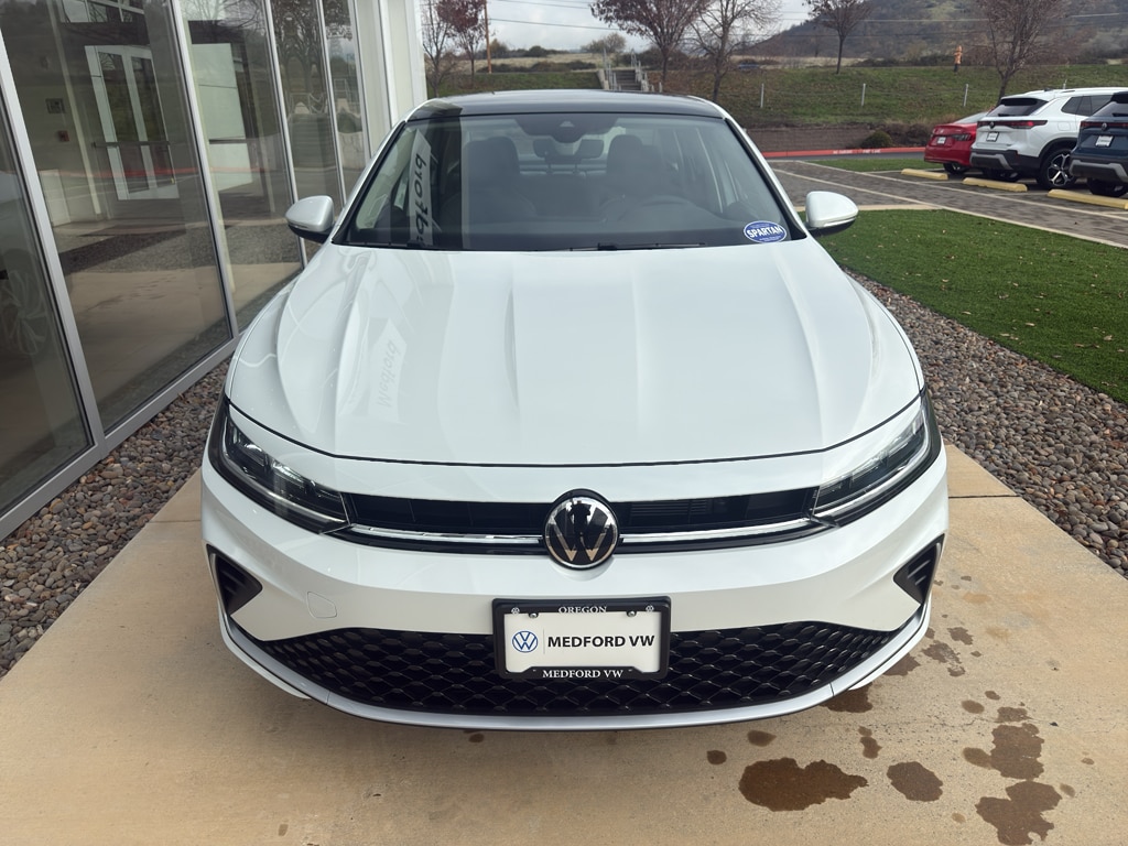 2026 Volkswagen Jetta SEL - Photo 2