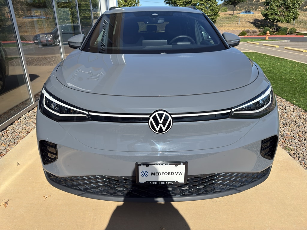 Used 2023 Volkswagen ID.4 PRO with VIN 1V2DNPE84PC028952 for sale in Medford, OR