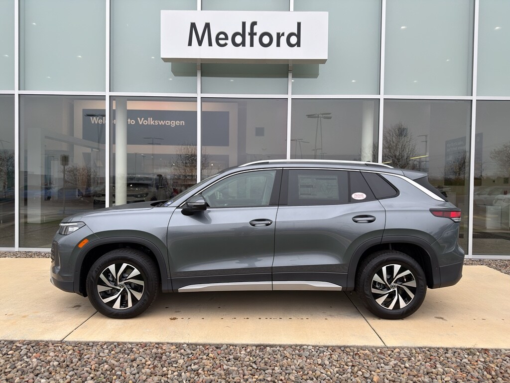 2026 Volkswagen Tiguan S - Photo 2