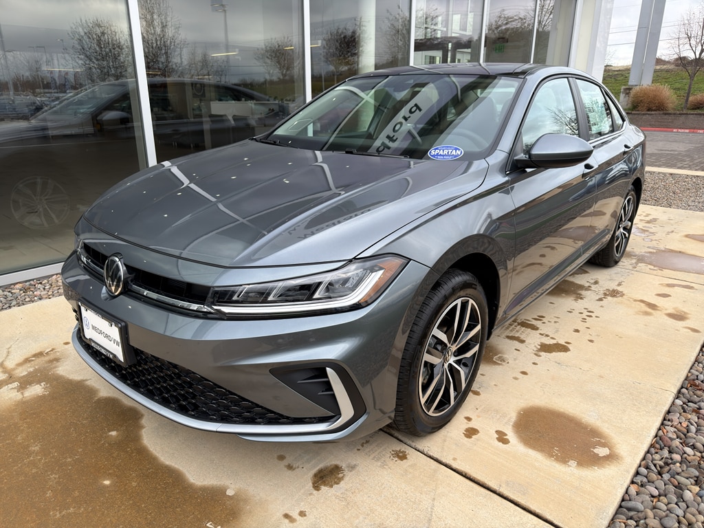 2026 Volkswagen Jetta SE's photo