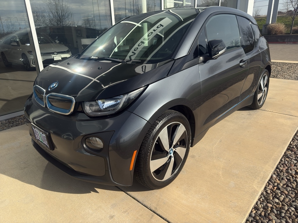 2016 BMW i3 Mega World