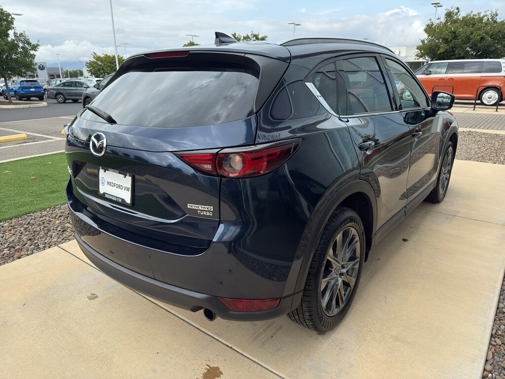 2021 Mazda CX-5 Signature photo 4