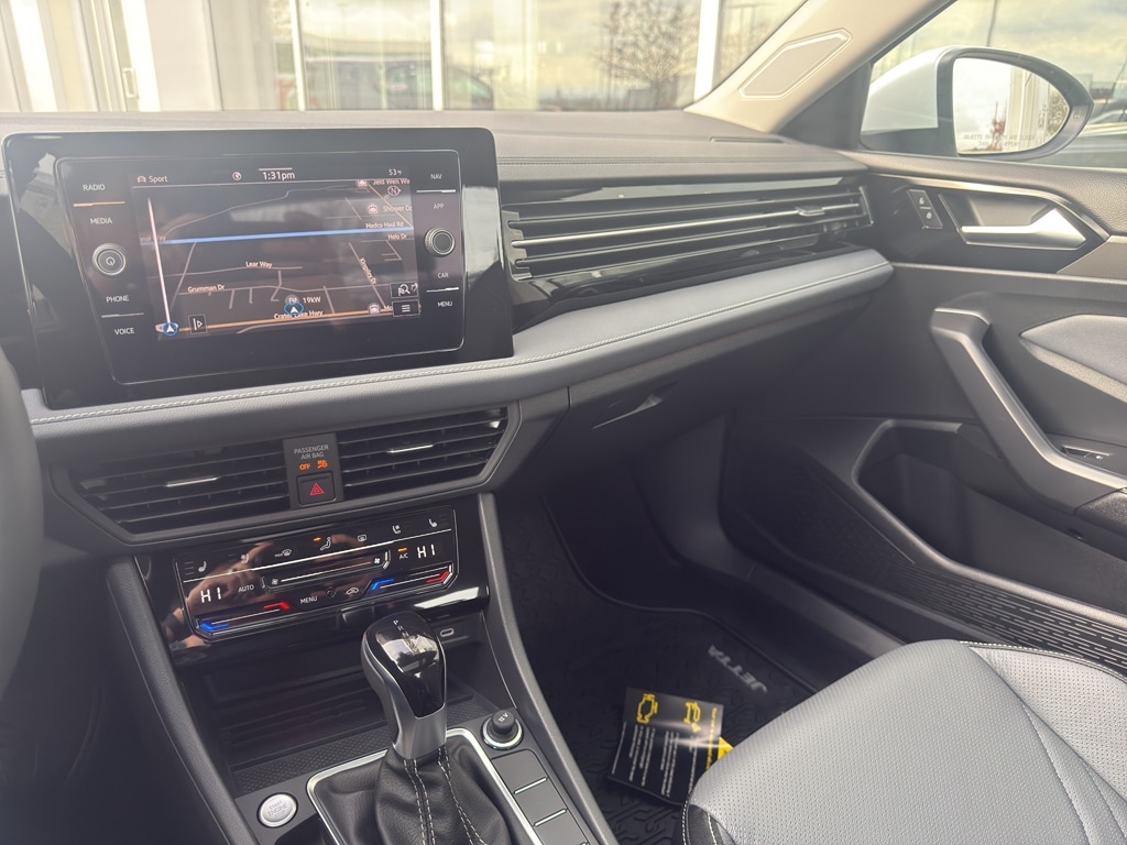 2026 Volkswagen Jetta SEL - Photo 13