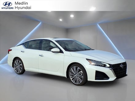 2023 Nissan Altima 2.5 SL 4dr Car