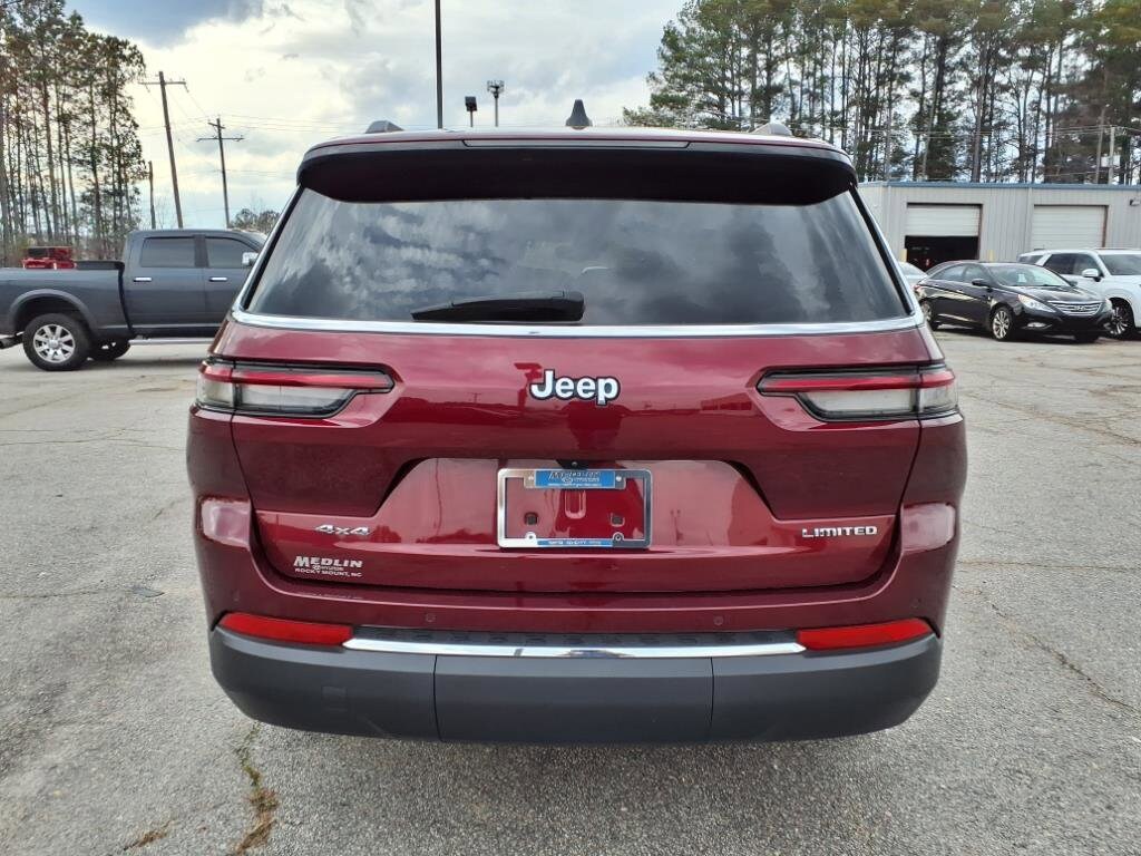 2023 Jeep Grand Cherokee Limited photo 4