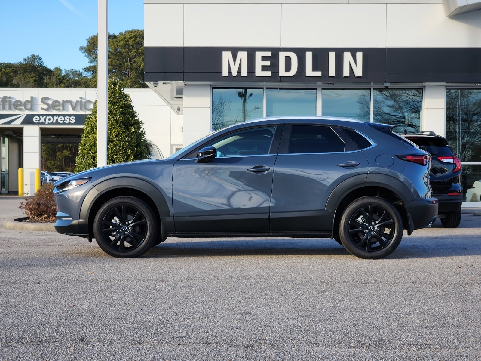 2025 Mazda CX-30 2.5 S Carbon photo 4
