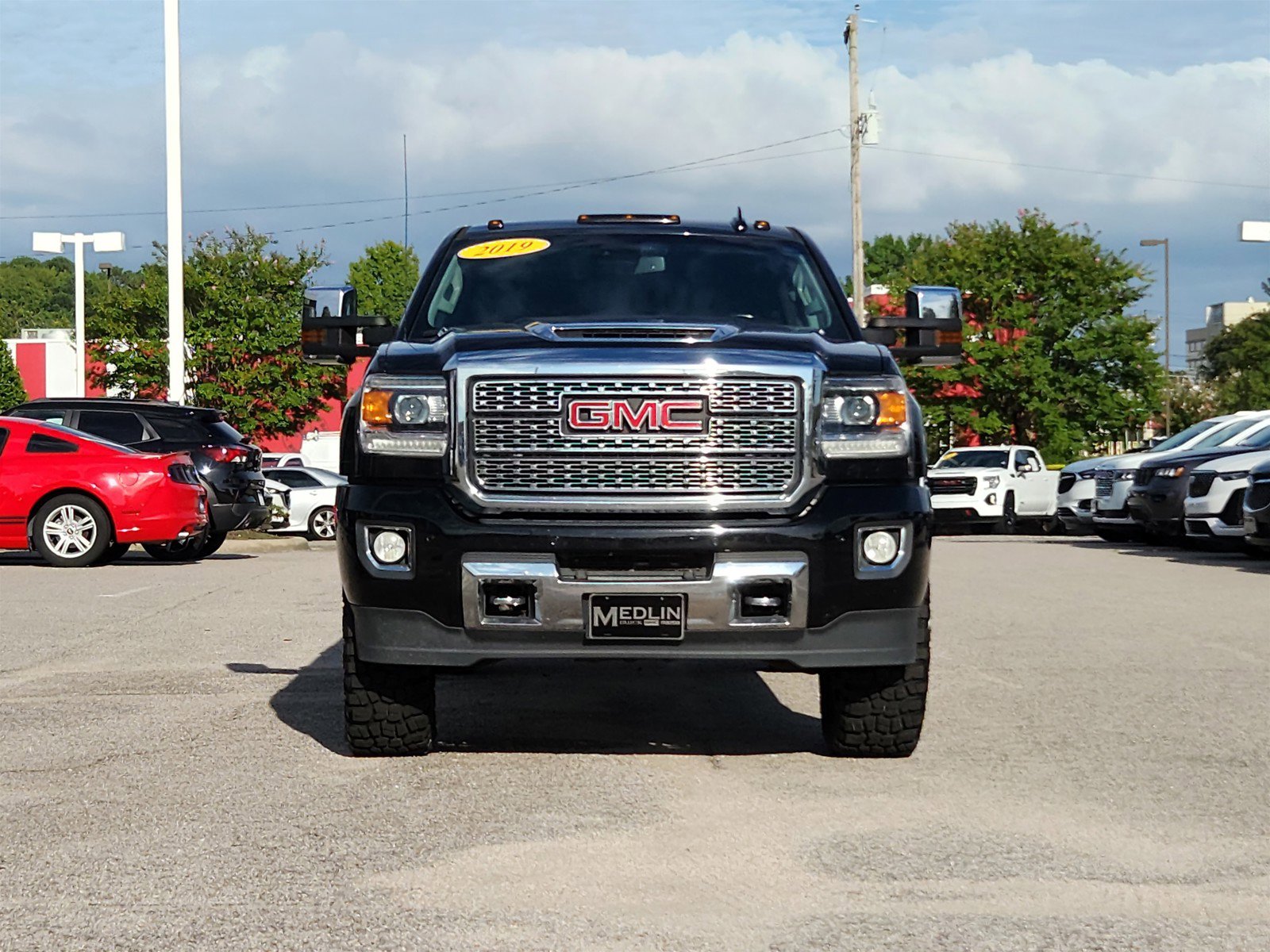 Used 2019 GMC Sierra 2500 Denali HD Denali with VIN 1GT12SEY3KF240216 for sale in Wilson, NC