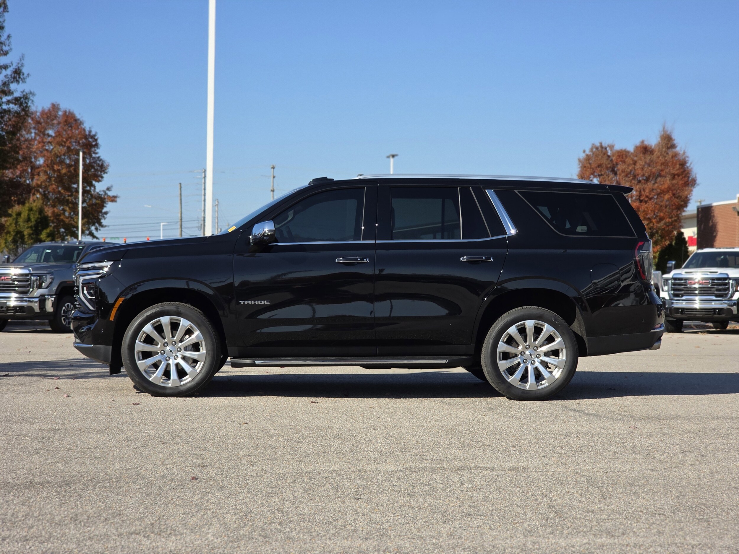 2025 Chevrolet Tahoe Premier photo 4