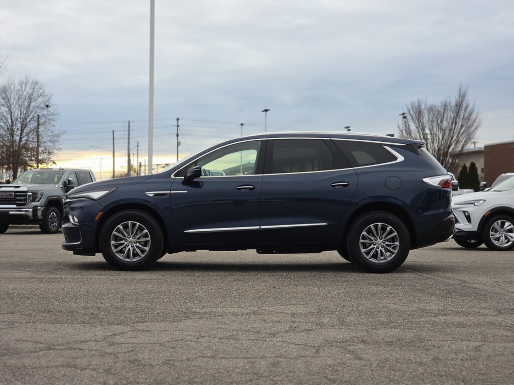 Used 2023 Buick Enclave Essence Sport Utility
