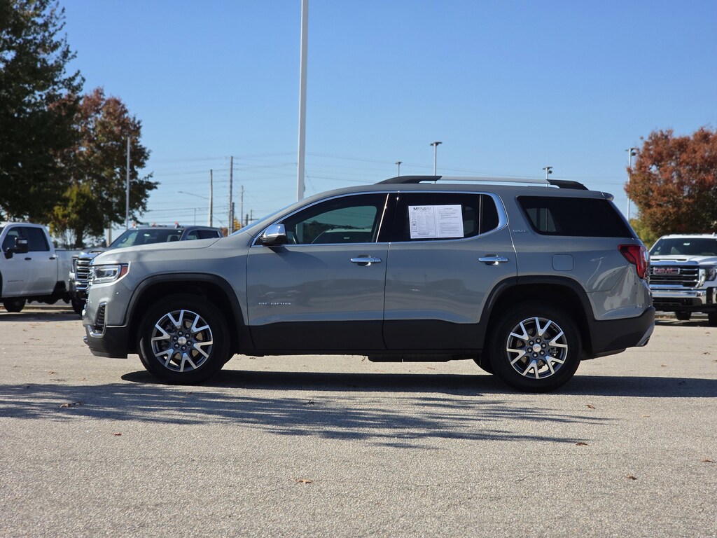 Used 2023 GMC Acadia SLT Sport Utility