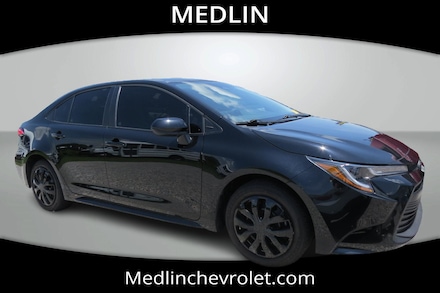 2023 Toyota Corolla LE 4dr Car