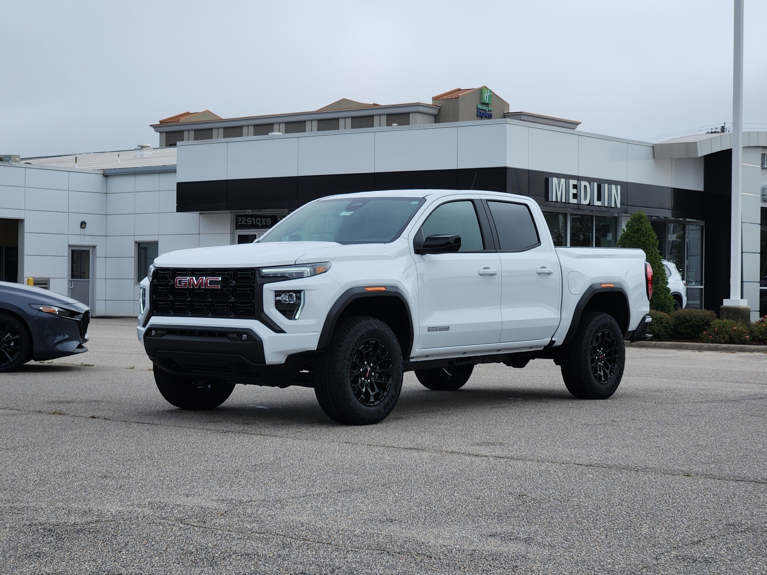 2026 Gmc Canyon Elevation photo 3
