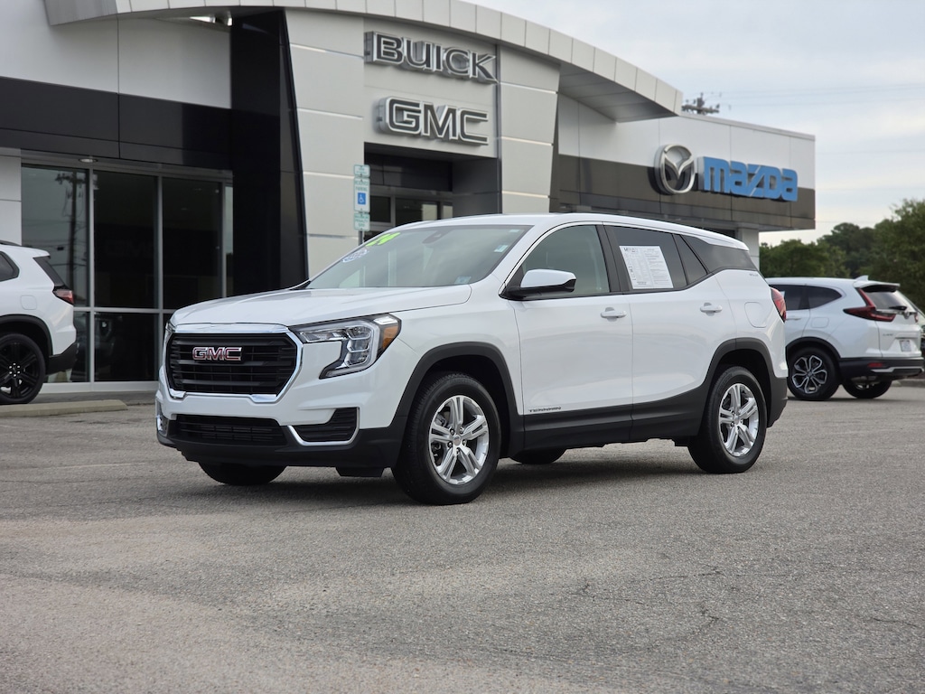Used 2024 GMC Terrain SLE Sport Utility