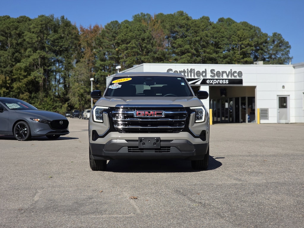 Used 2025 GMC Terrain AWD Elevation Sport Utility