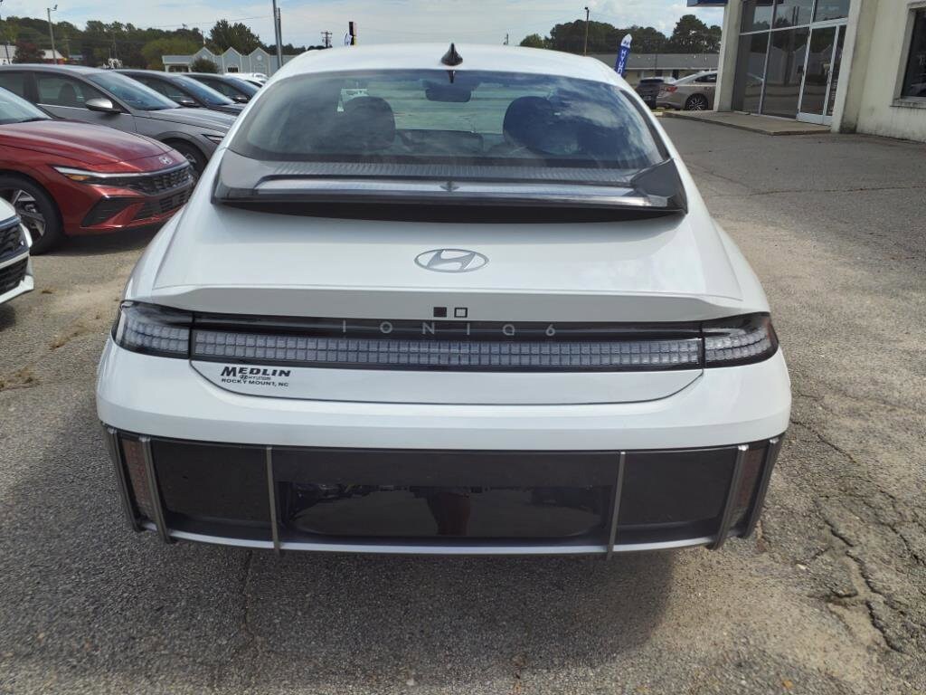 2024 Hyundai Ioniq 6 SEL photo 4