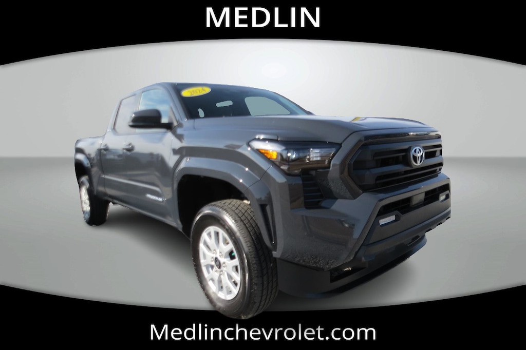 Used 2024 Toyota Tacoma 4WD SR5 Crew Cab Pickup