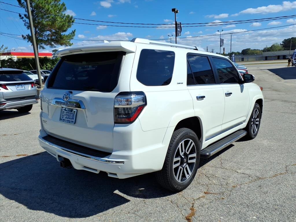 2023 Toyota 4Runner Limited photo 2