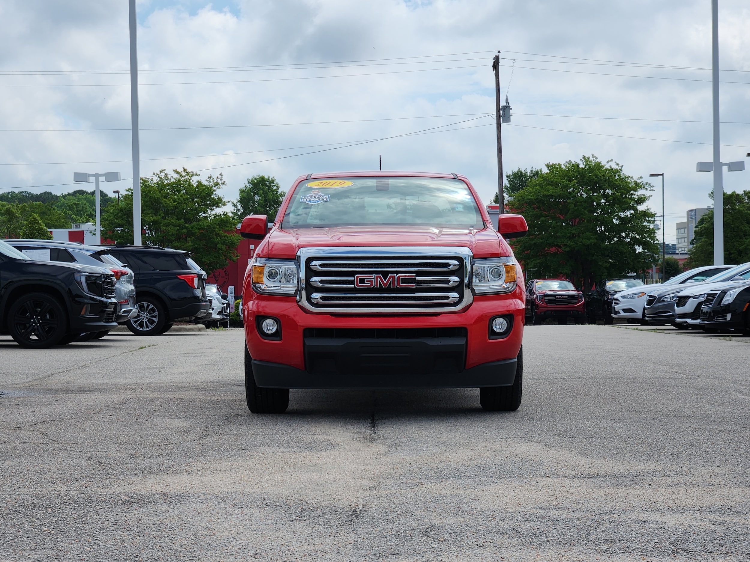 Used 2019 GMC Canyon SLE with VIN 1GTG5CEN1K1171682 for sale in Wilson, NC