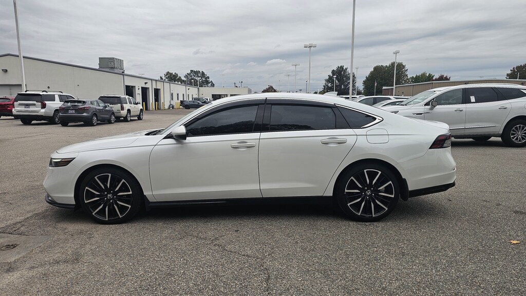 Used 2024 Honda Accord Hybrid Touring 4dr Car