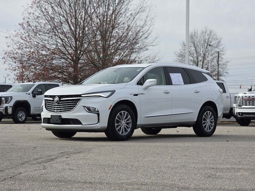 Used 2023 Buick Enclave Essence Sport Utility