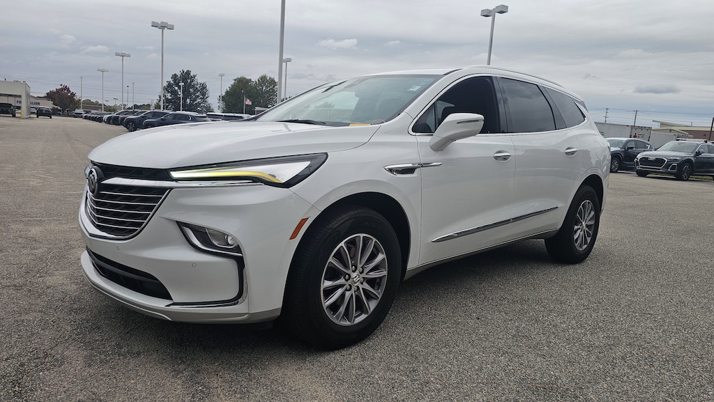 Used 2023 Buick Enclave Essence Sport Utility