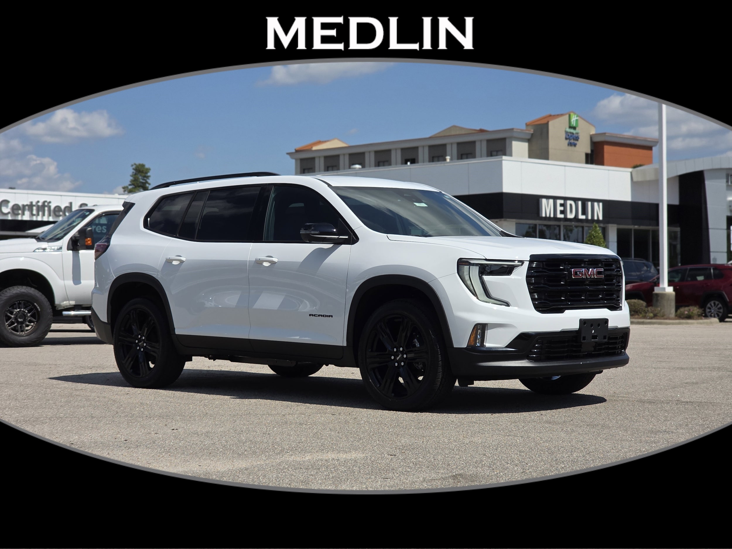2025 GMC Acadia Elevation's photo