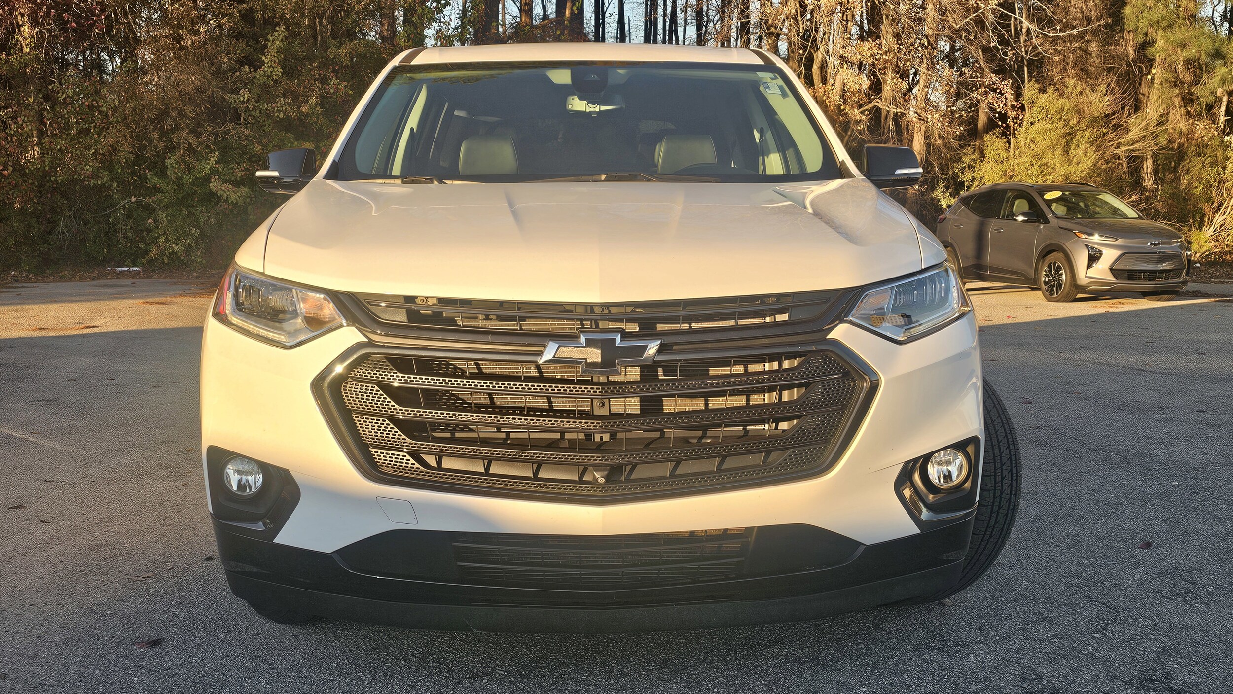 2021 Chevrolet Traverse Premier photo 2