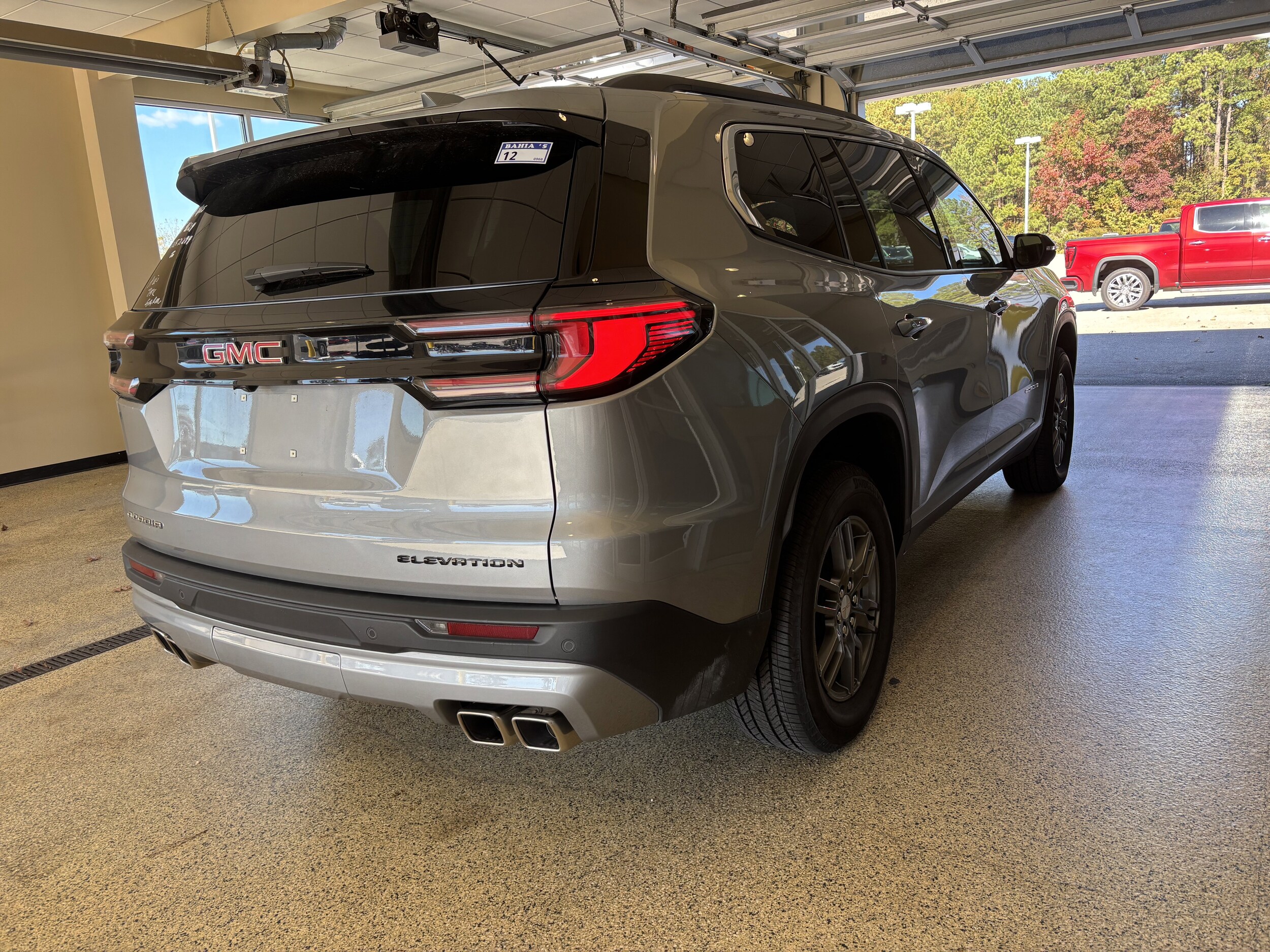 2025 Gmc Acadia Elevation photo 3