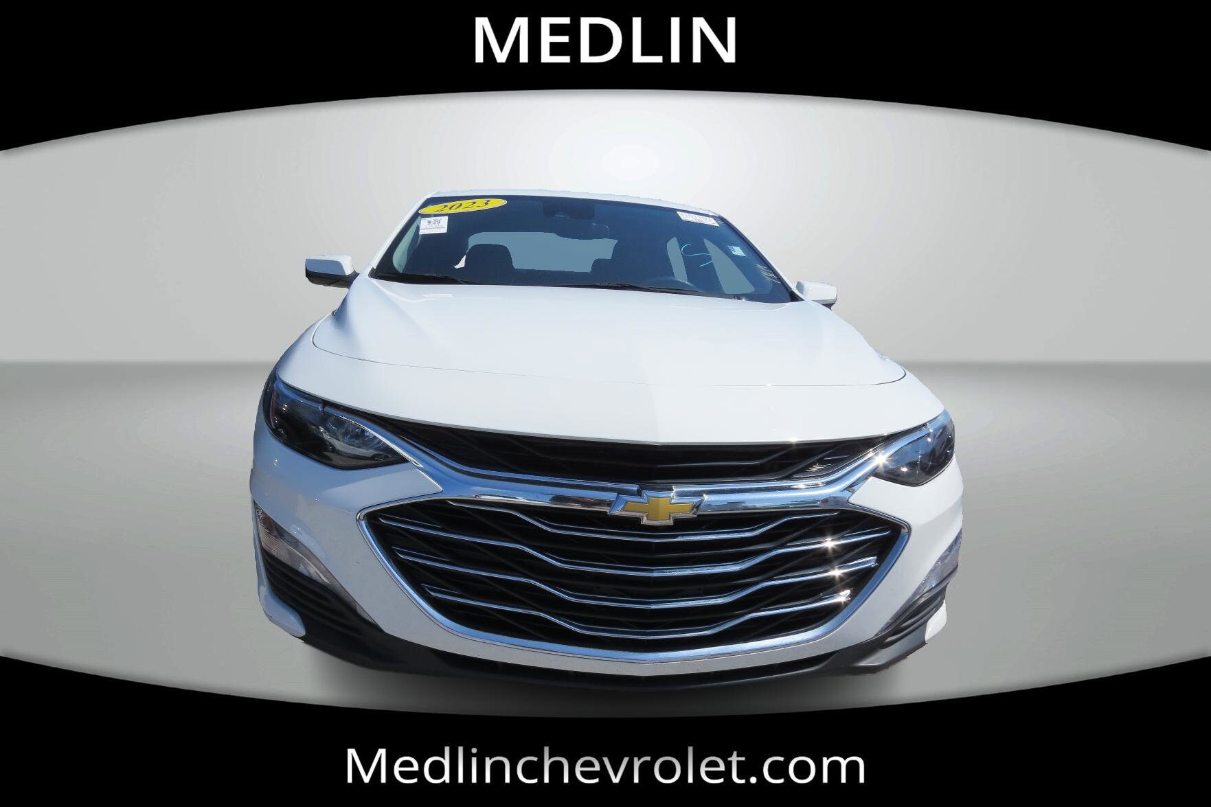 2023 Chevrolet Malibu 1LT photo 3