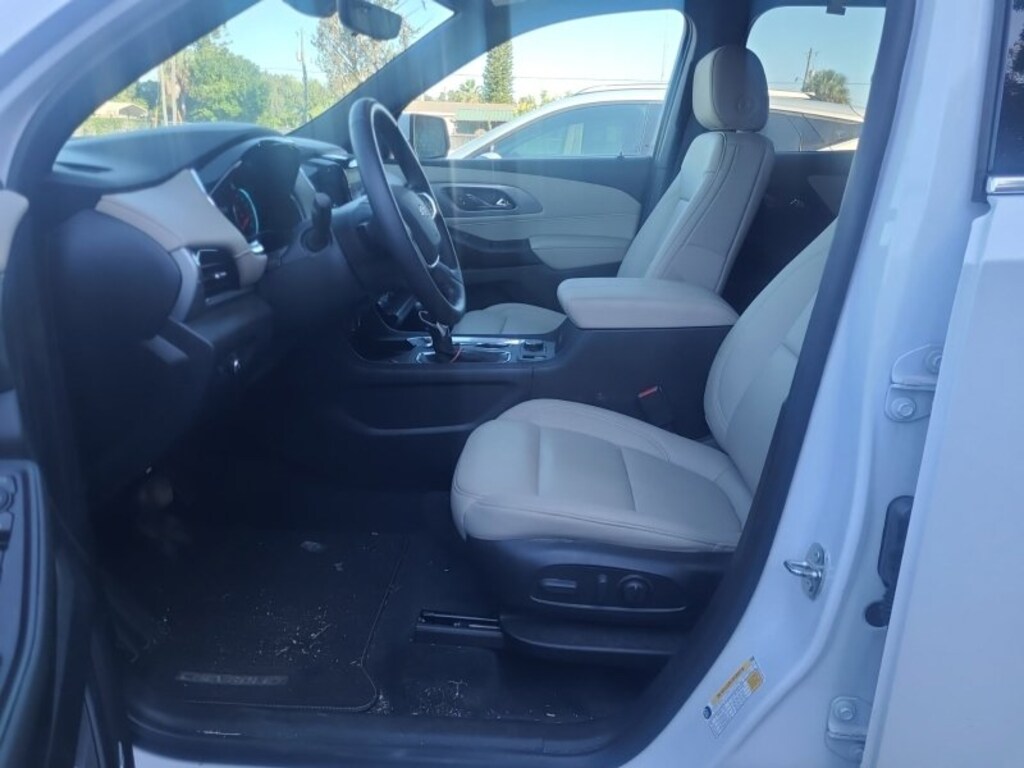 Used 2023 Chevrolet Traverse LT Leather Sport Utility