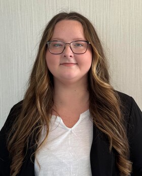 Staff member Ashley Schultz from ID_4f04ea