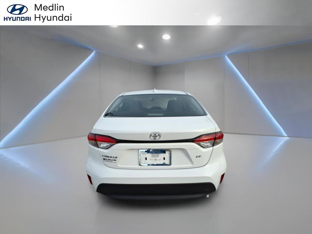 Used 2024 Toyota Corolla LE 4dr Car