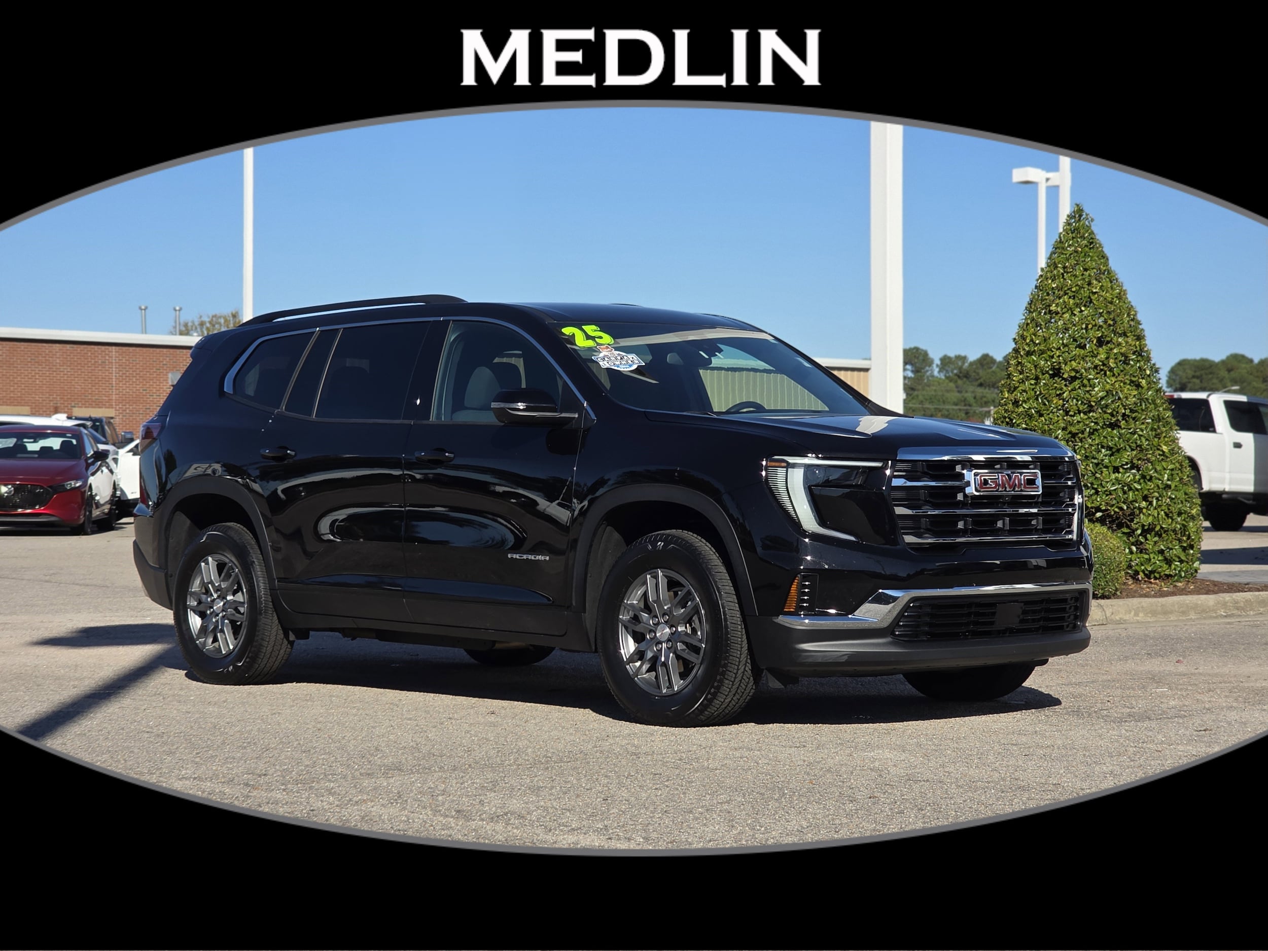 2025 GMC Acadia Elevation's photo