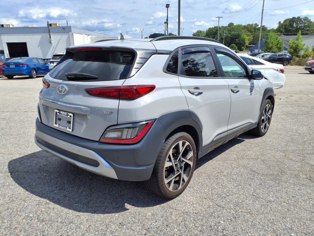 2023 Hyundai Kona Limited photo 3