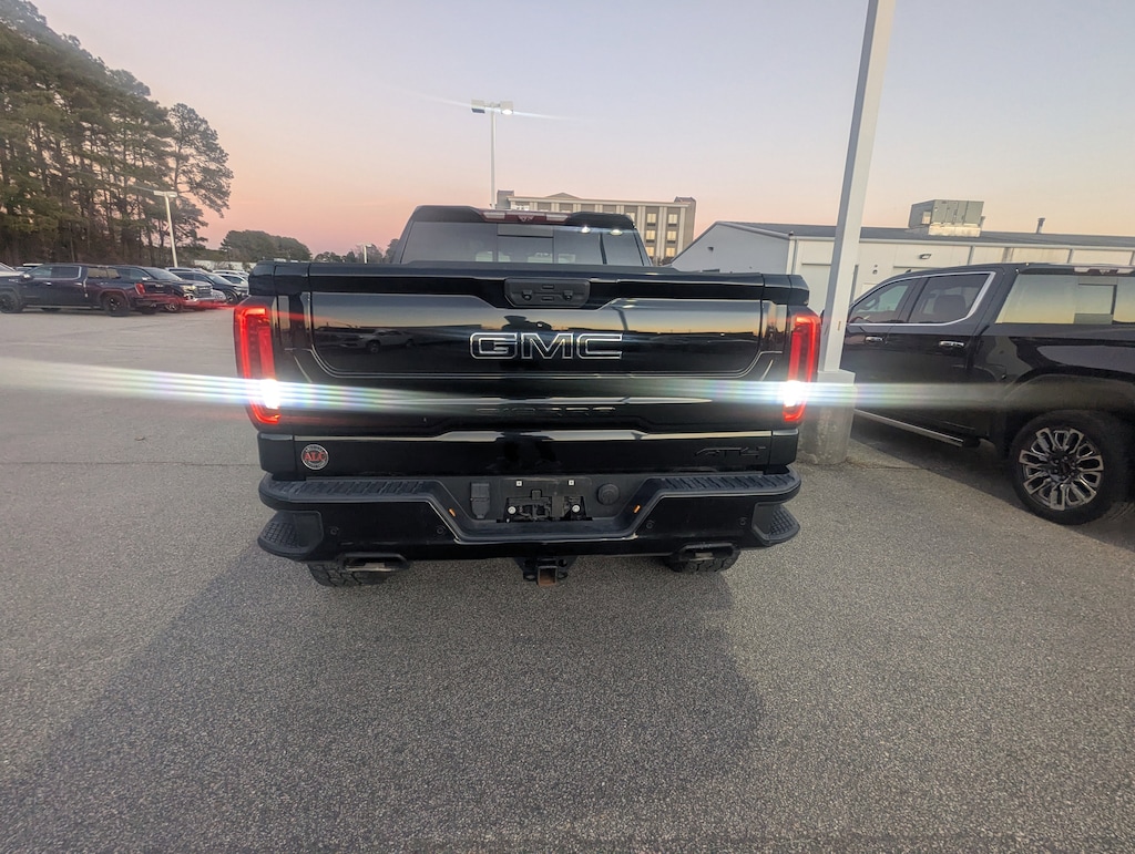 Used 2023 GMC Sierra 1500 AT4 Crew Cab Pickup