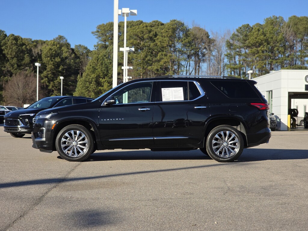 Used 2023 Chevrolet Traverse Premier Sport Utility