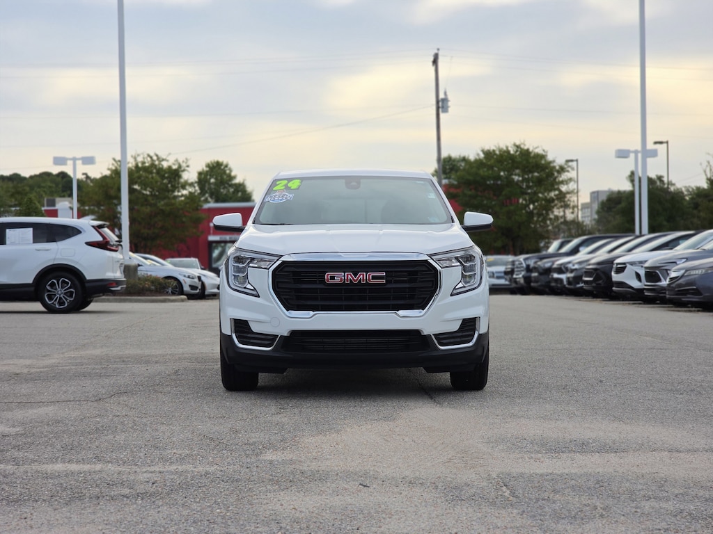Used 2024 GMC Terrain SLE Sport Utility