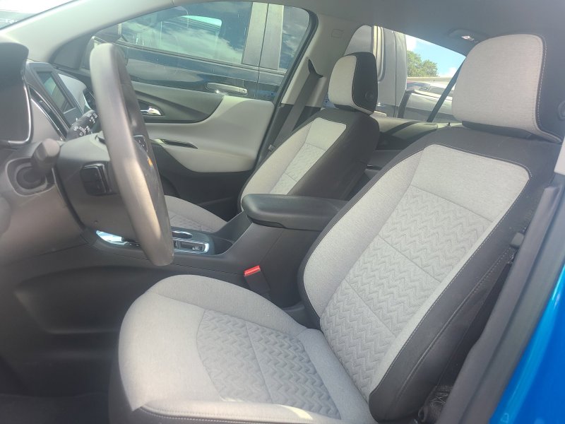 2024 Chevrolet Equinox LS photo 3