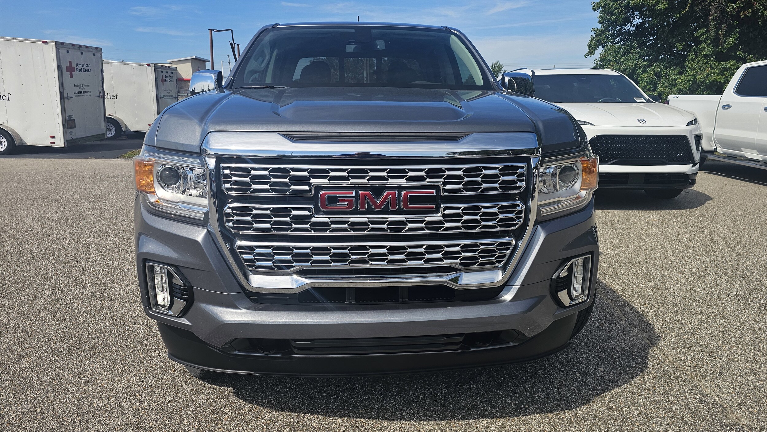 2021 Gmc Canyon Denali photo 2