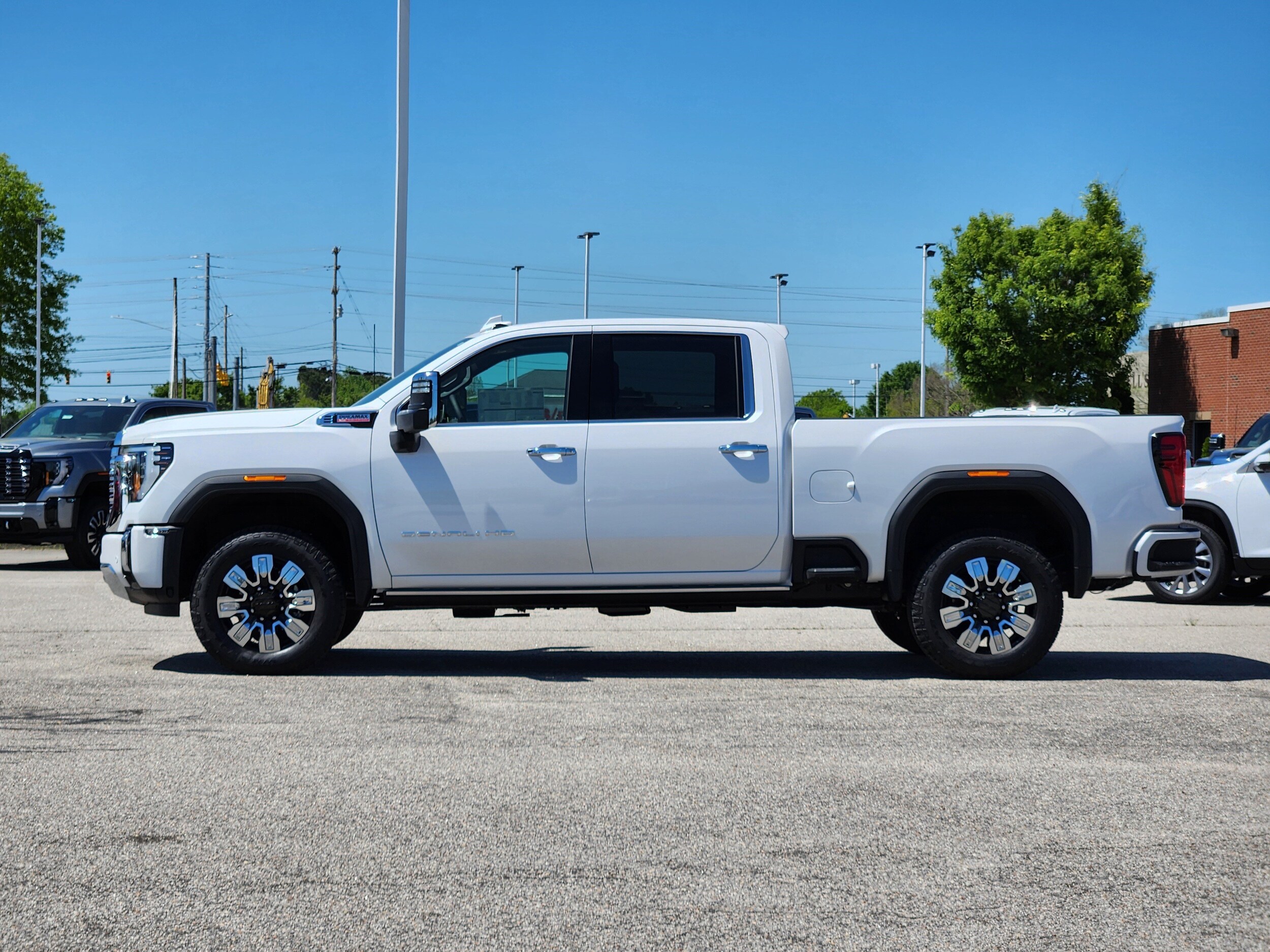 2025 Gmc Sierra 2500 HD Denali photo 4