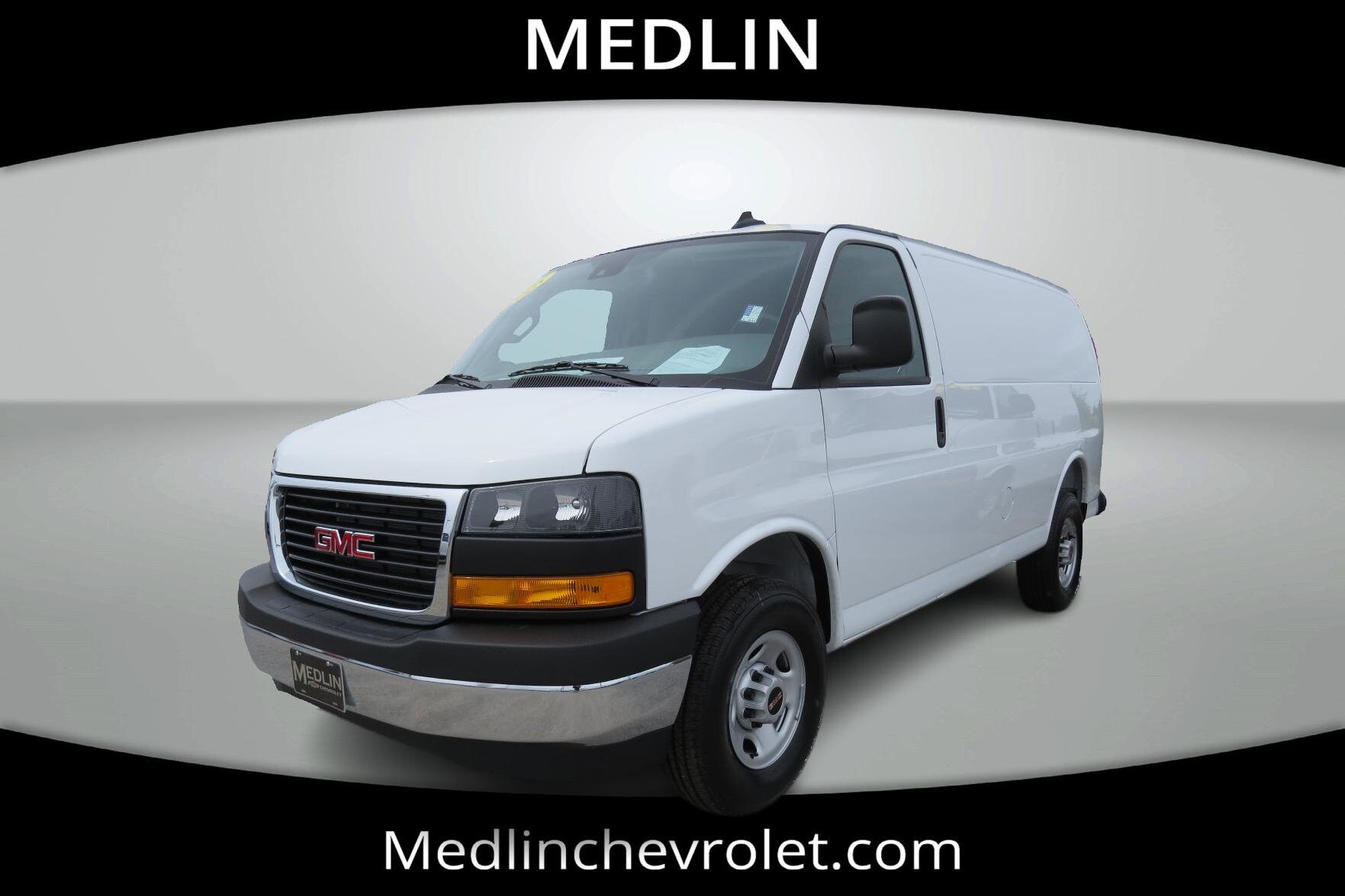 2025 Gmc Savana Cargo 3500 photo 4
