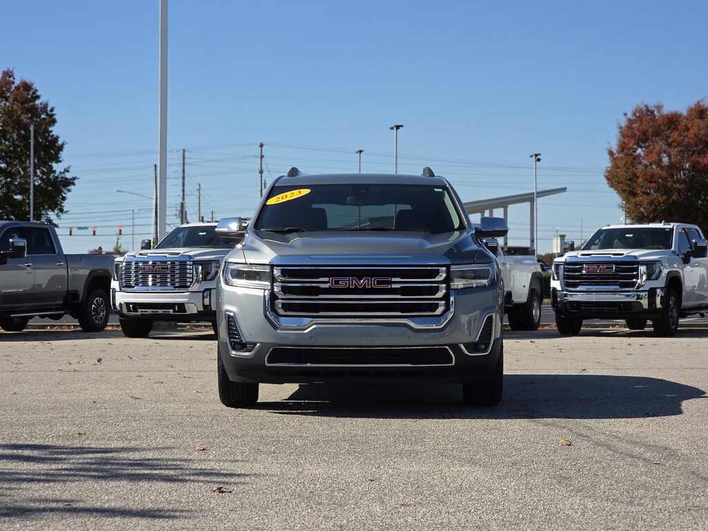 Used 2023 GMC Acadia SLT Sport Utility