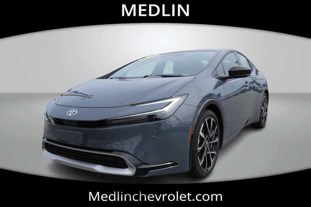 Used 2024 Toyota Prius Prime SE Hatchback