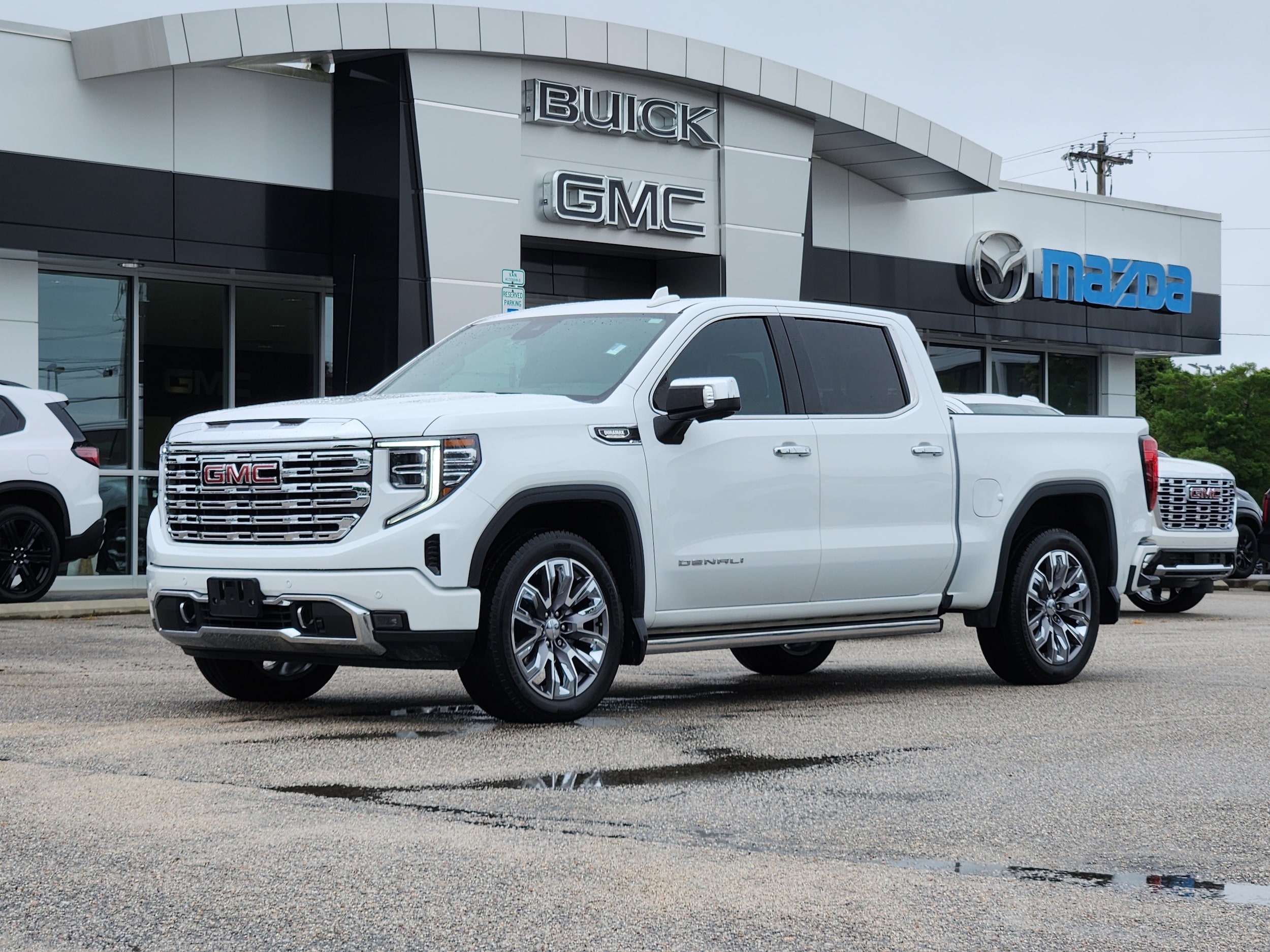 2023 Gmc Sierra 1500 Denali photo 3