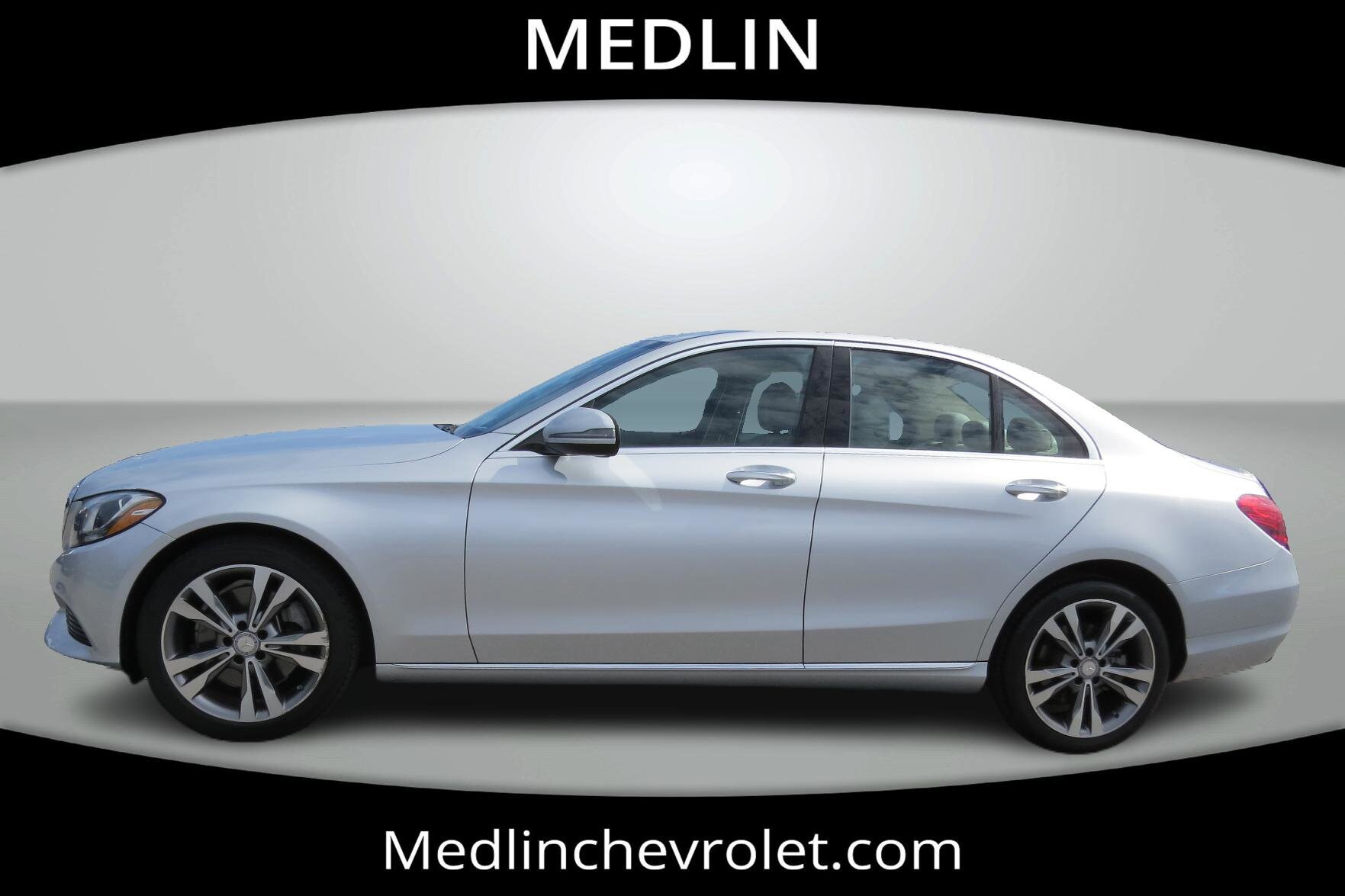 2016 Mercedes Benz C 300 photo 4