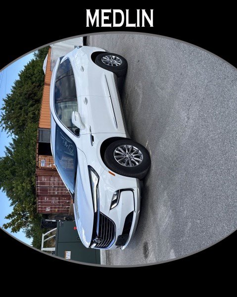 2023 Buick Enclave Essence's photo