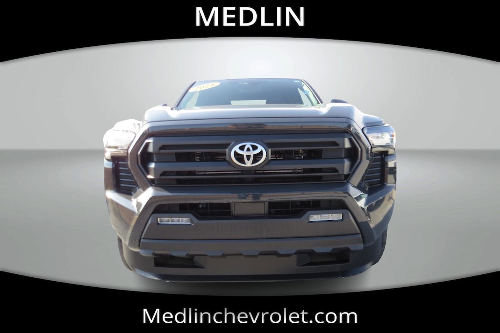 Used 2024 Toyota Tacoma 4WD SR5 Crew Cab Pickup
