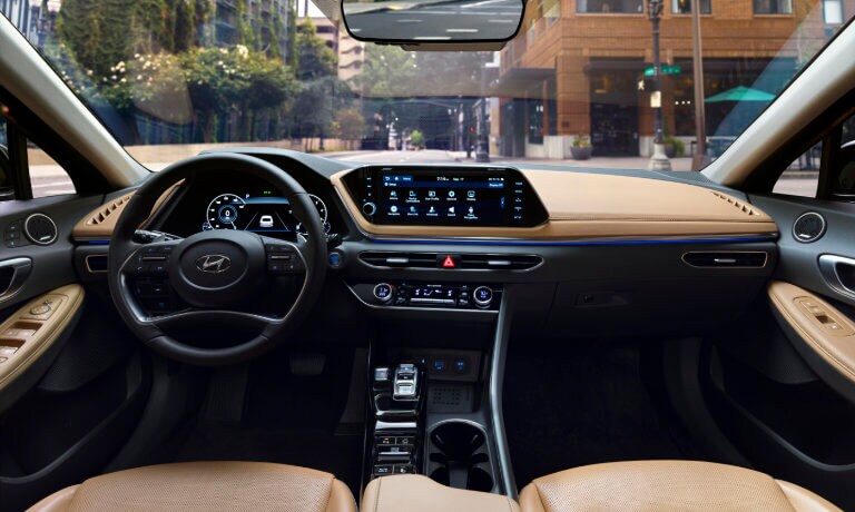 2022 Hyundai Sonata interior front