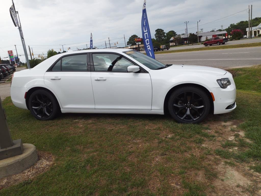 Used 2022 Chrysler 300 S with VIN 2C3CCABG0NH236546 for sale in Rocky Mount, NC